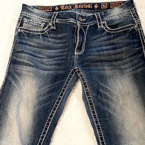 Women’s Rock Revival easy straight jean